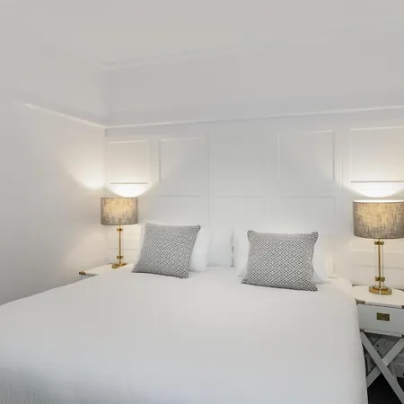 Aparthotel Adina Anzac Square