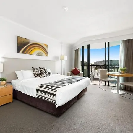 Cosmo Brisbane