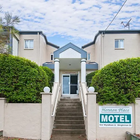 Herston Place Motel 4*