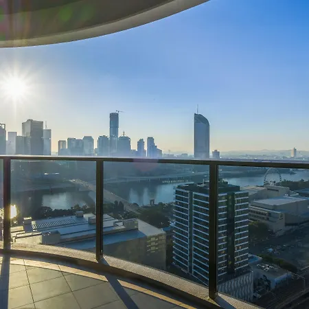 Lucid Living Aparthotel