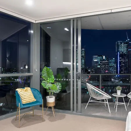 Lucid Living Aparthotel 3*