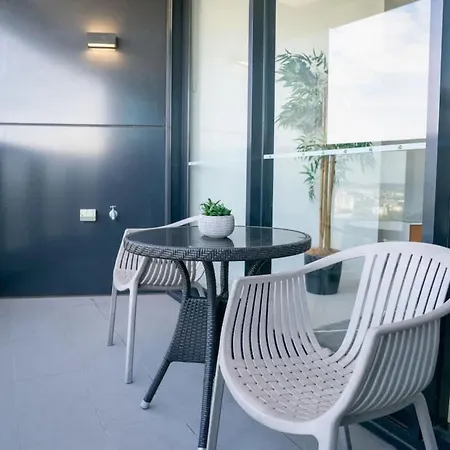 Lvl30 Garden/river Views Balcony By Stylish