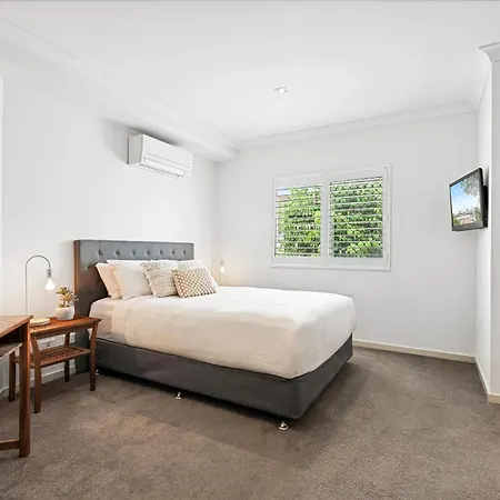 Apartment Lovely 3-bed With Alfresco Dining By Amenities Brisbane
