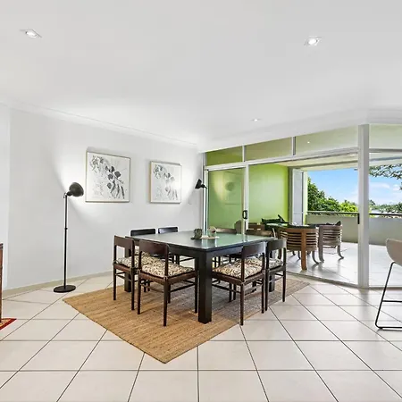 Apartment Lovely 3-bed With Alfresco Dining By Amenities Brisbane