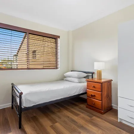 Apartment Charming 2-bed With Views *