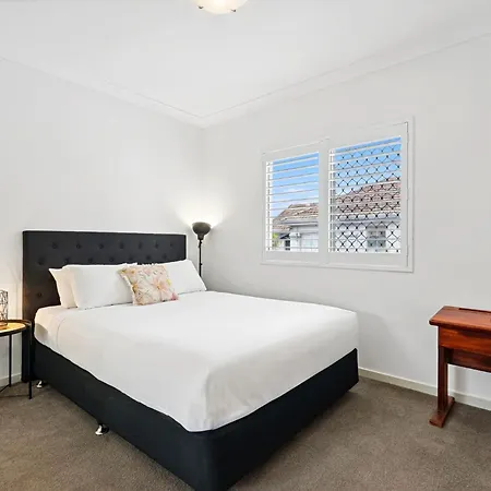 Lovely 3-bed With Alfresco Dining By Amenities Apartment Brisbane