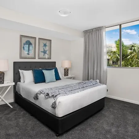 2-bed Near Cbd With Pool Sauna & Bbq *