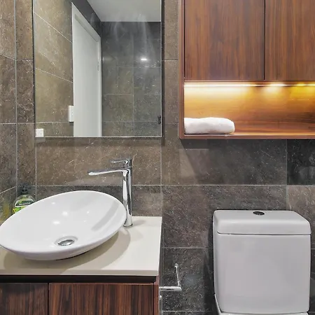 Skyline View High Floor 2br With Sofa Bed And Free Parking *