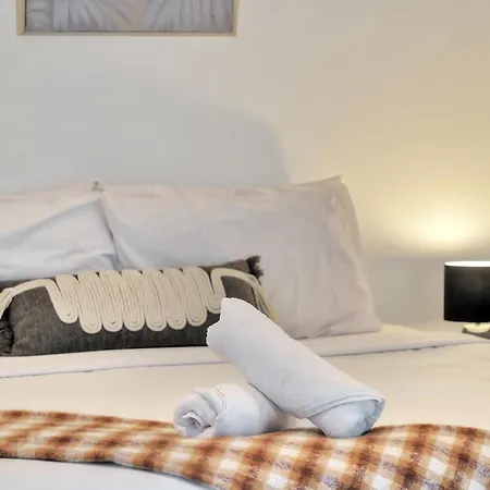 Panoramic 3-bedroom Skyscape With Free Parking Apartment Brisbane