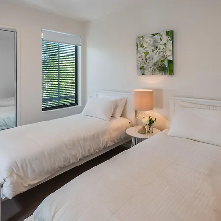Apartment H6b - Round About Bulimba Brisbane