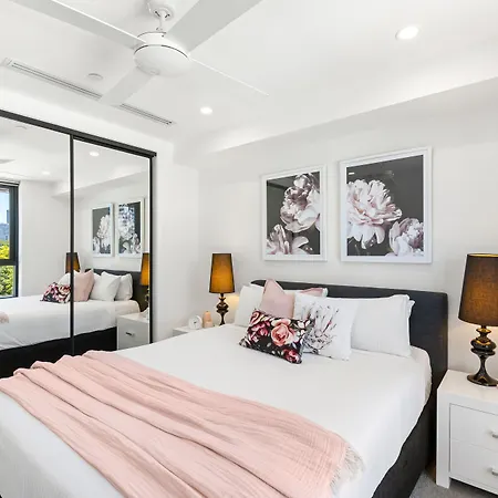 Apartment The Monterey By Urban Rest