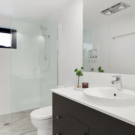 The Monterey By Urban Rest *