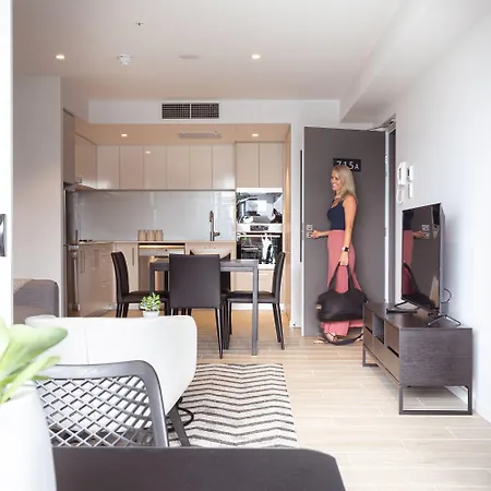 Linton Aparthotel 3*