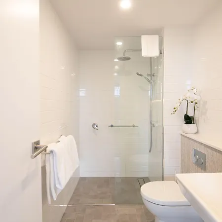 Linton 3* Brisbane