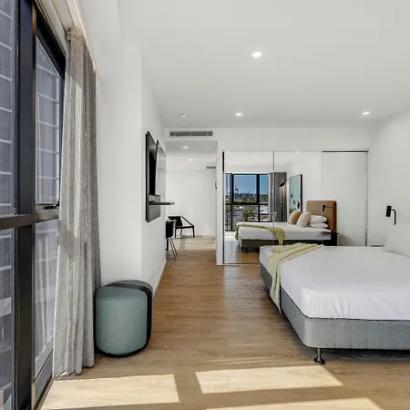 Rambla At South Sq Apartment