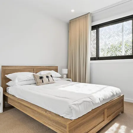 Holiday home Deluxe 4-bed With Pool & Fire Pit