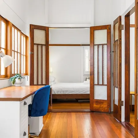 Holiday home Family-friendly In Vibrant West End
