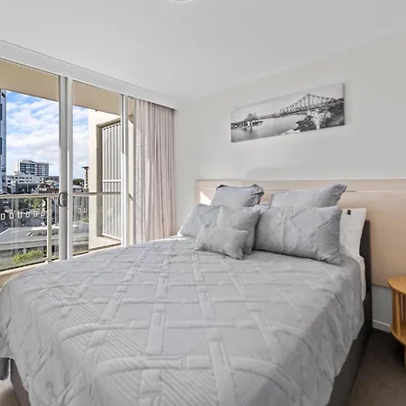 Prime With Pool, Gym And Parking Apartment *