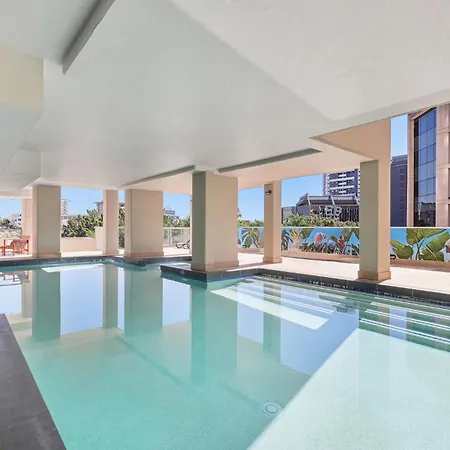 2-bed Abode With Swimming Pool Gym & Views Apartment Brisbane