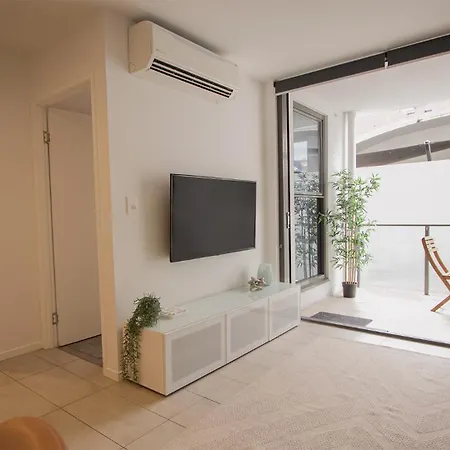 Apartment Spacious 2 Bedroom In Brisbane