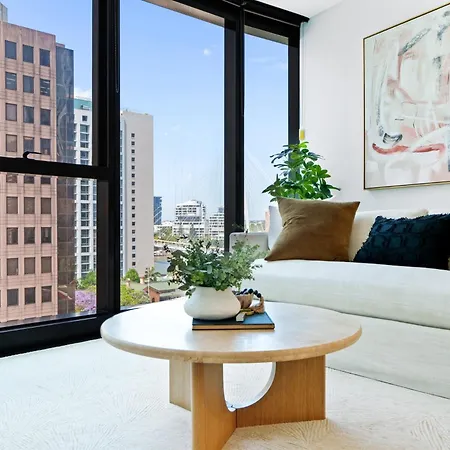 Apartment Cbd High-rise 1-bed With Pool, Gym & View Brisbane