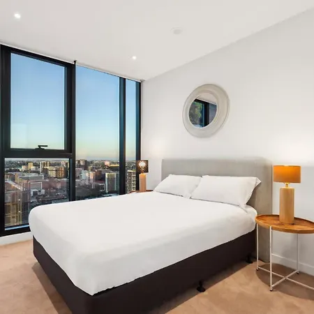 Fortitude Valley 3-bed, Floor And Bridge View Apartment Brisbane
