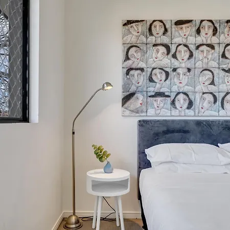 Apartment Bright 2-bed With Private Balcony & Serene View