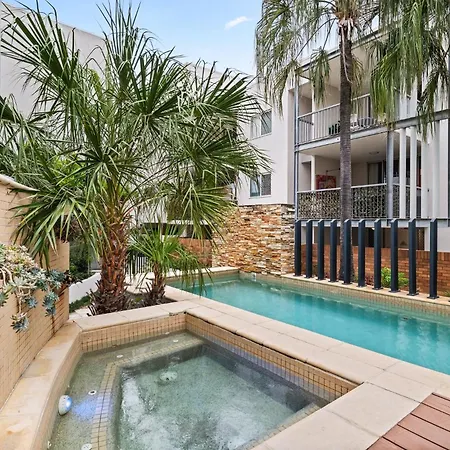 Vibrant 2-bed With Pool And Gym Access * Brisbane