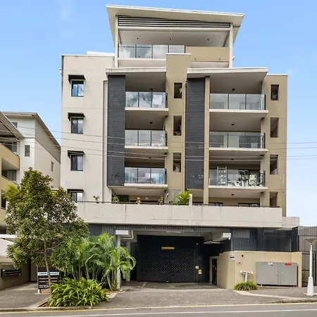 Apartment South With Pool Access Brisbane