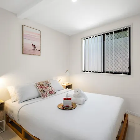 Smart Self Check-in - Sunnybank Station Apartment