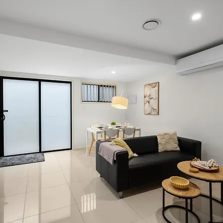 Apartment Smart Self Check-in - Sunnybank Station