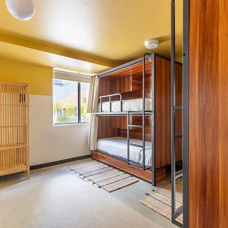 Hotel Roamer