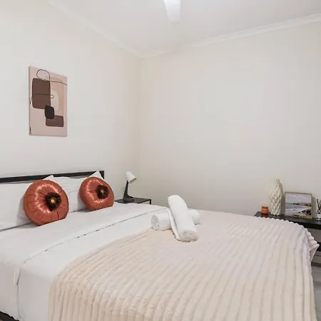 Holiday home Affordable Comfort Cozy With Essentials Brisbane