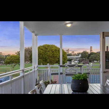 Holiday home Parkside Family Haven - 5bdrm *