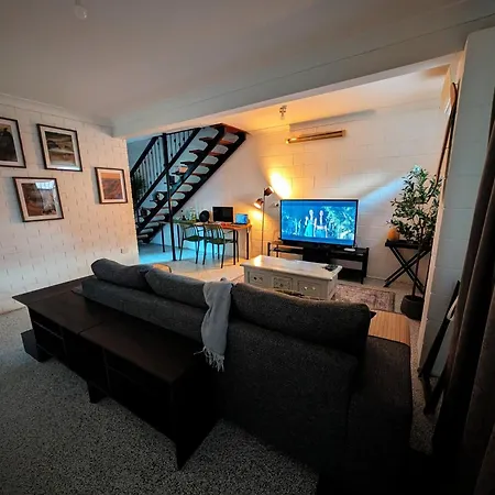 Peaceful, Modern, Lowtoxic, Bfast Included * Brisbane