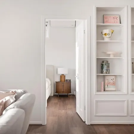 Loco Piso House Pet Friendly - Pool & Holiday home *