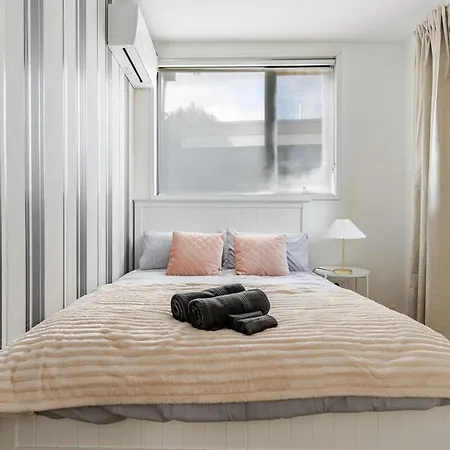 B5q Abnb-style 2br House With Free Parking And 5 Mins Ride To Eagle Farm Brisbane