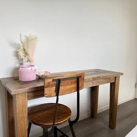 Holiday home Steps From Sunnybank Hills Shopping Spacious *
