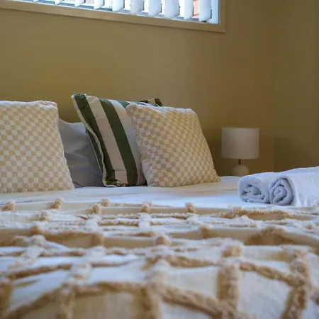Holiday home Chic Vibes Oasis Pool And Patio Comfort For Groups *