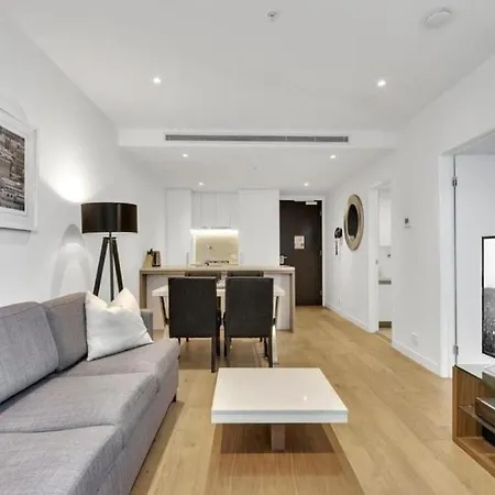 Apartment Fortitude Valley 1brm With Skyline Views Brisbane