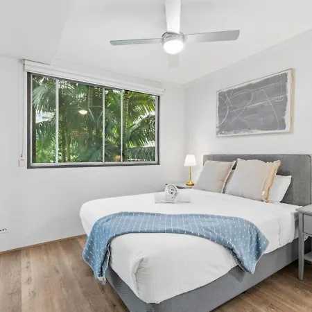Modern Luxe Urban Comfort In Heart Apartment *
