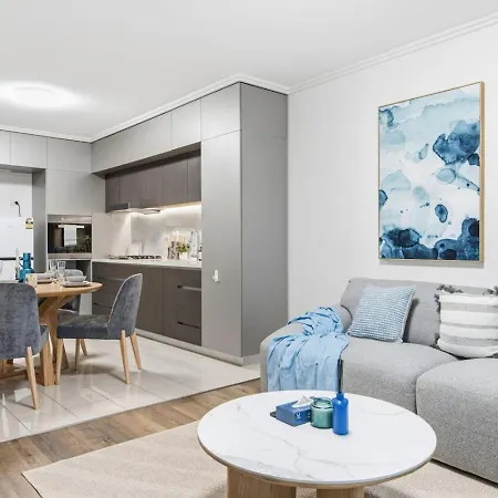 Modern Luxe Urban Comfort In Heart