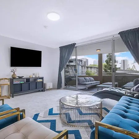 Saphira Edge - Art Deco Elegance In Brisbane's Heart *