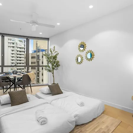 1br Retreat- & River Views Queen's Wharf Apartment