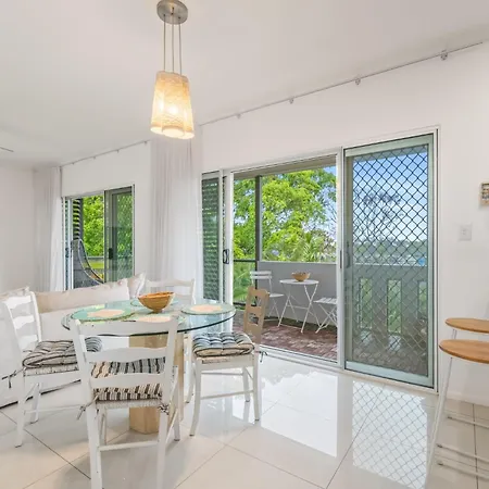 Apartment Spacious 2-bed With Private Rooftop & Bbq Access *