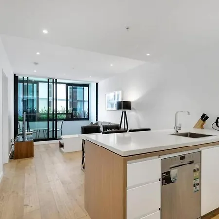 Fortitude Valley 1brm With Skyline Views * Brisbane