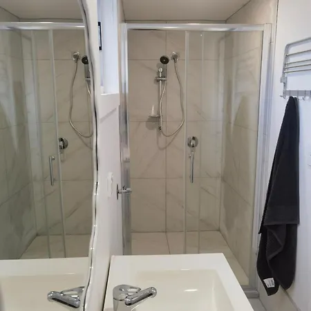 Apartment The Tiny Retreat With Private Entrance Brisbane