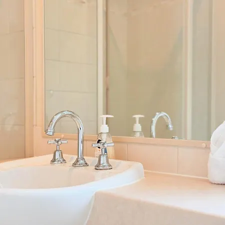 Apartment 2 Bedrooms Comfort Haven In Paddington Brisbane