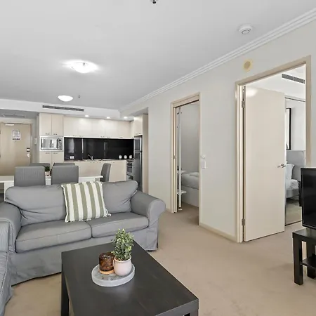 Apartment 2br With Balcony, Pool, Gym And Wifi Brisbane