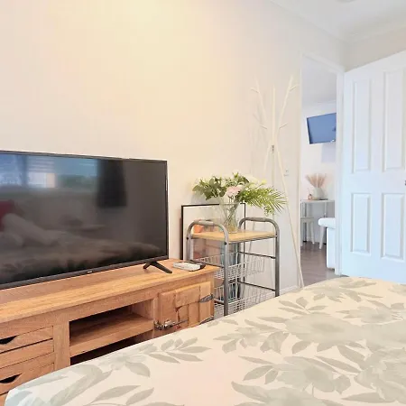 2 Bedrooms Comfort Haven In Paddington Apartment Brisbane